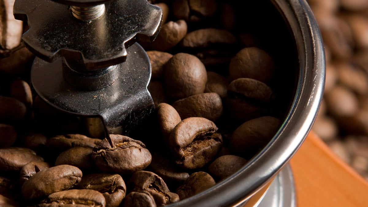 How Much Coffee Beans to Grind for 12 Cups: Expert Tips