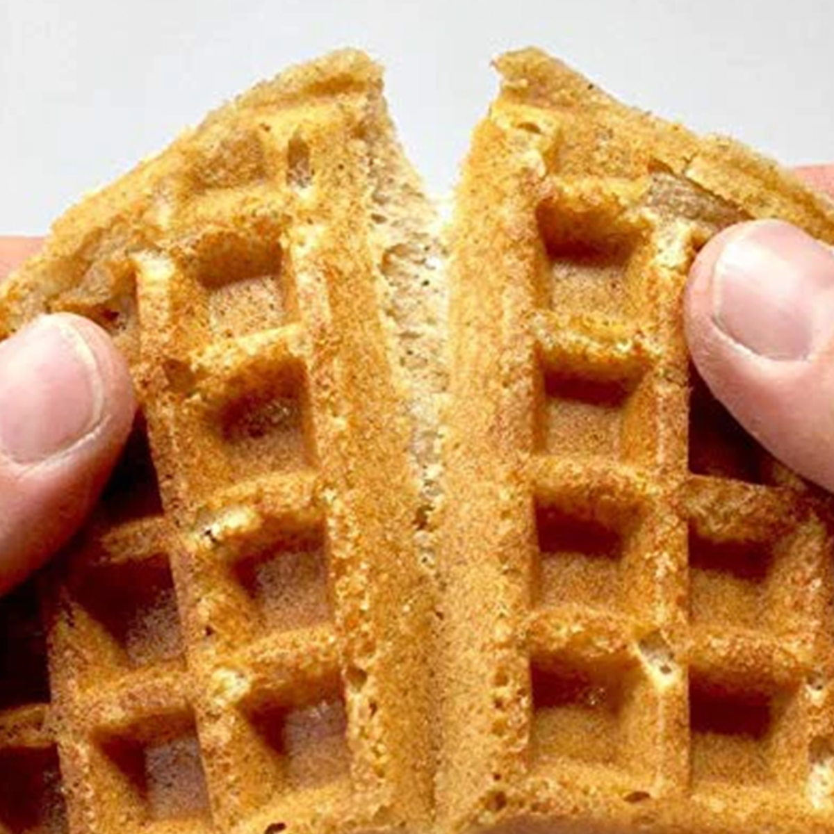 AiPeazy // Tigernut Waffle & Pancake Mix 10.9 oz