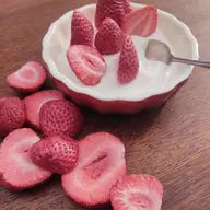 Sweetpotato Awesome // Organic Freeze Dried 🍓 Strawberries 1.4 oz